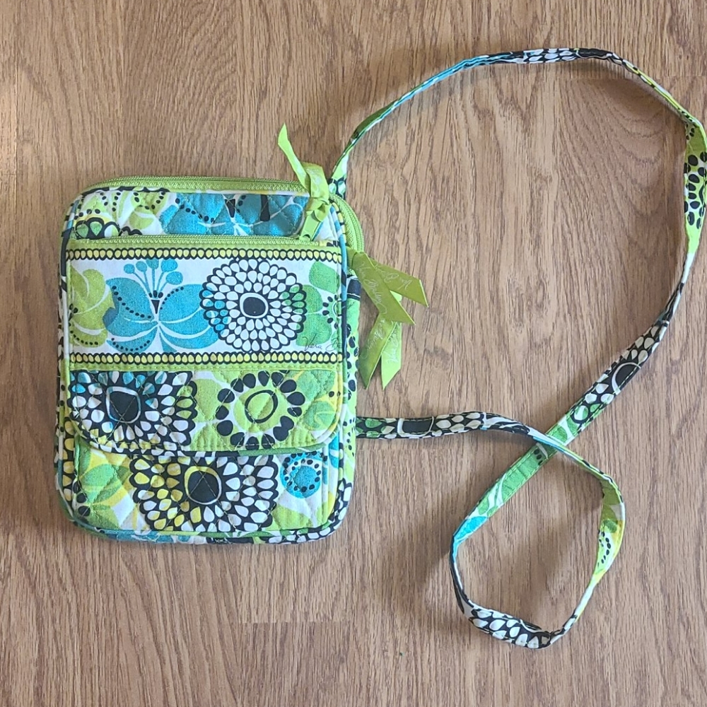 Vera bradley cross body
